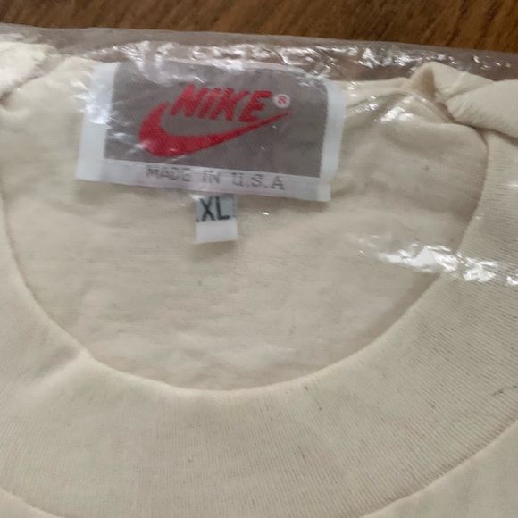 Vintage Nike Just Do It T-Shirt - Picture 2 of 2